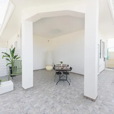 Salentin Home - Windrelax San Pietro in Bevagna Exterior photo